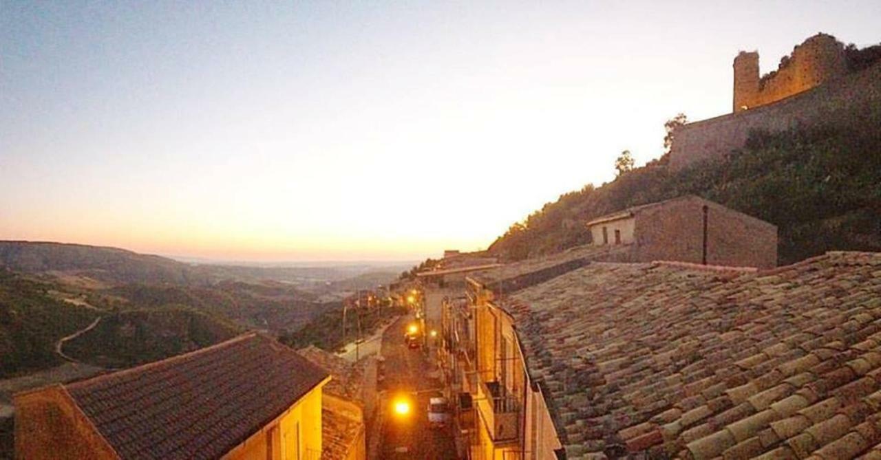 Отель Experience Il Paesino Licodia Eubea Экстерьер фото